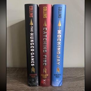 3 of the Hunger Games books